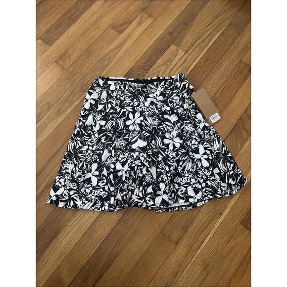 Dona Jo Women's Alpine Black /White Floral Skort Tennis Golf Size M - Picture 2 of 8